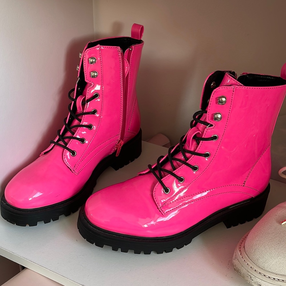 Steve Madden boots